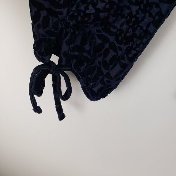 Talbots Navy Blue Velvet Burnout Foulard Top Long Sleeve Tie Wrist Womens Small - Picture 5 of 6